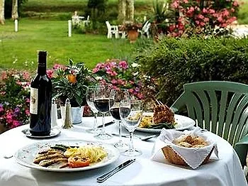 Logis Saint Simond Hotel