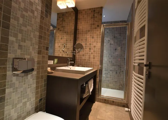 Hotel Logis Saint Simond