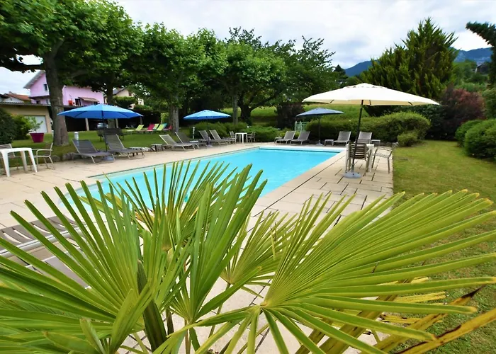 Logis Saint Simond Hotel