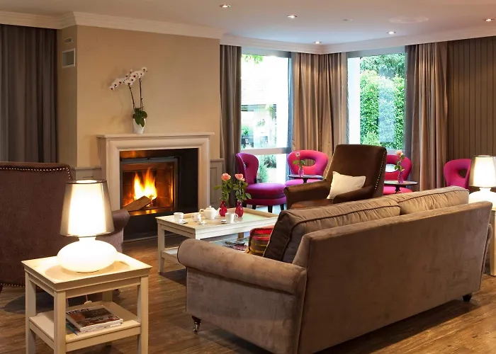Logis Saint Simond 3*