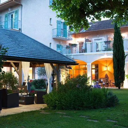 ホテル Logis Saint Simond