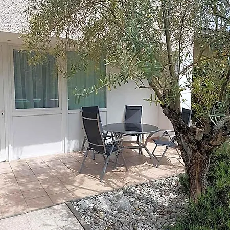 Logis Saint Simond 호텔 3*