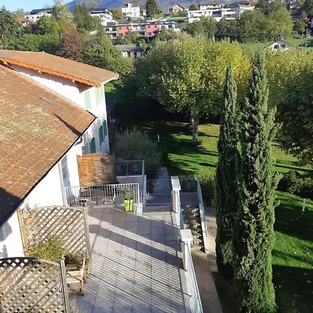 Logis Saint Simond 3* 엑스레뱅