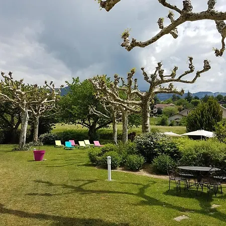 Logis Saint Simond Hotell 3*