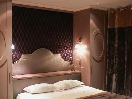 Logis Saint Simond 3*